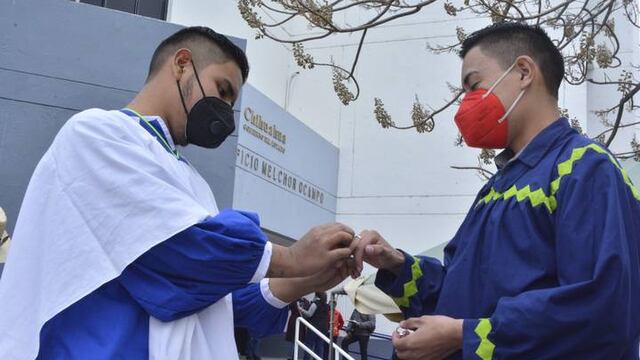 Pareja rarámuri gay