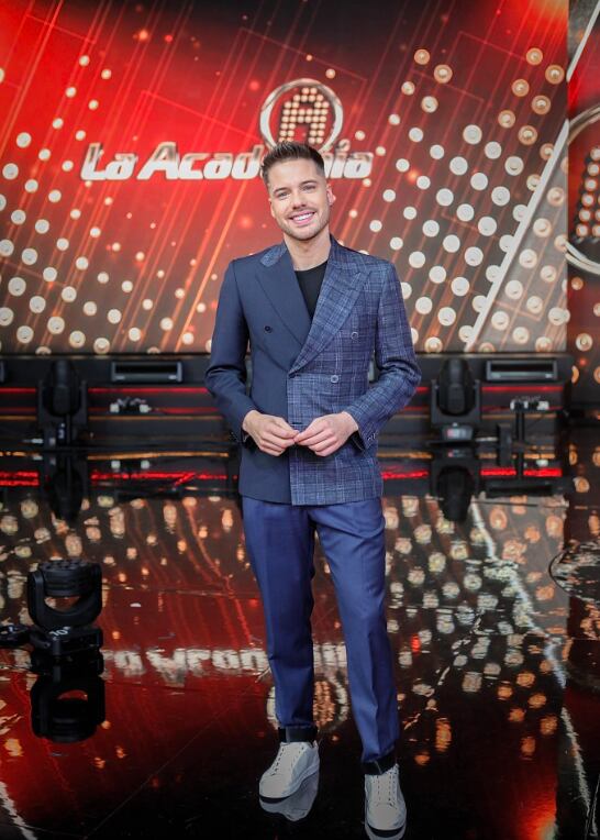 William Valdés, conductor de La Academia