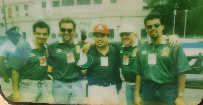 Amigos de Esteban Arce.