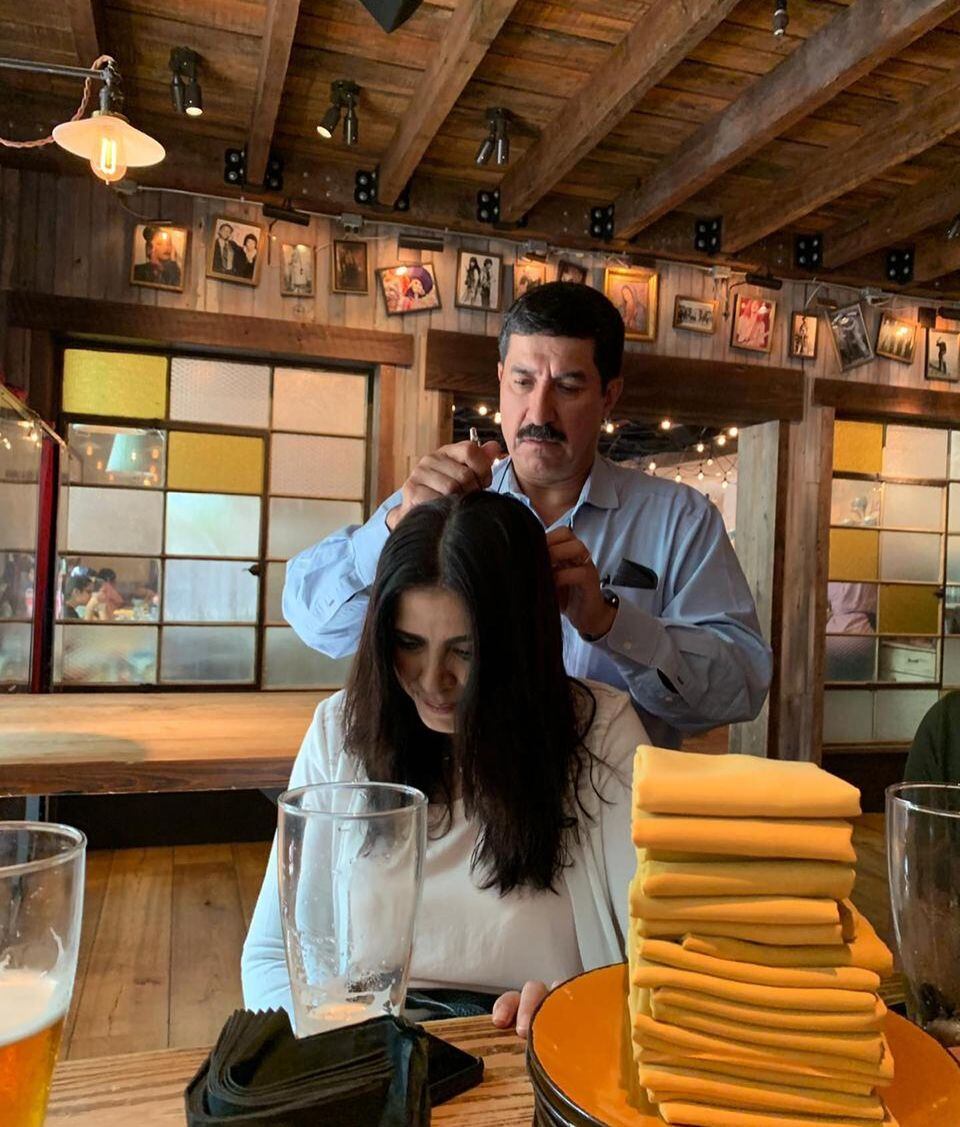 Javier Corral celebra 25 años de matrimonio