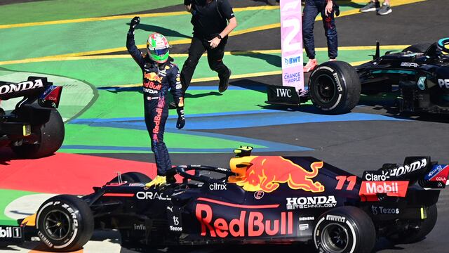 Checo Pérez terminó tercero en el Gran Premio de México