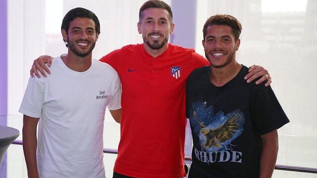 Vela, Herrera y Dos Santos.
