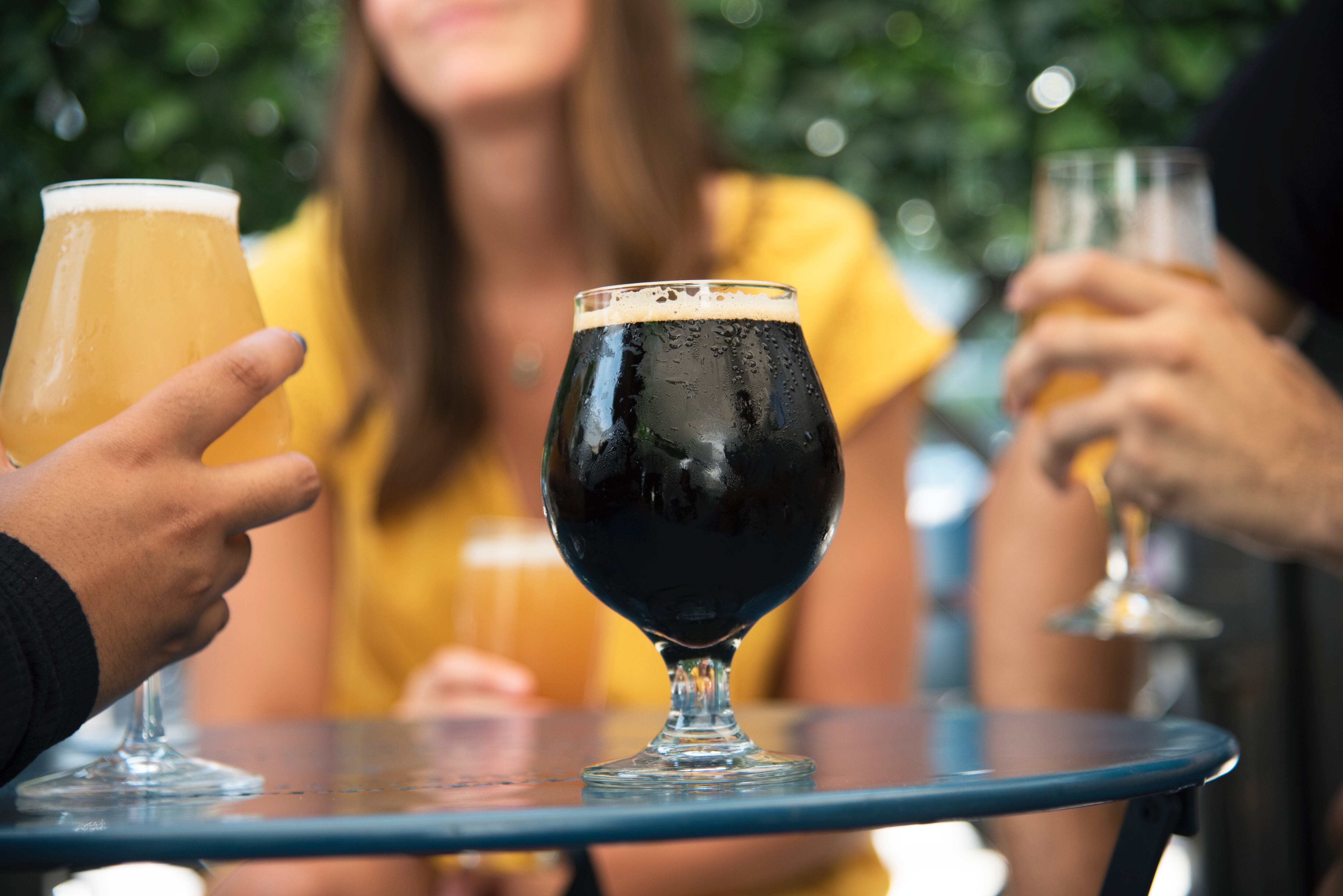 El ISSSTE puso en la lista negra a los licores, el vino rojo y la cerveza.