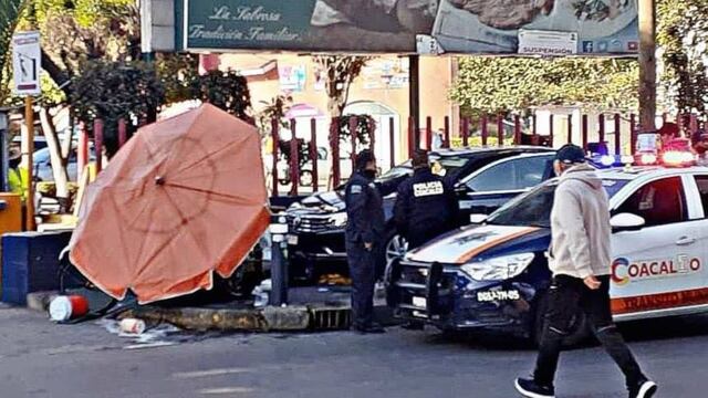 Un conductor atropelló a un vendedor de tamales en Coacalco