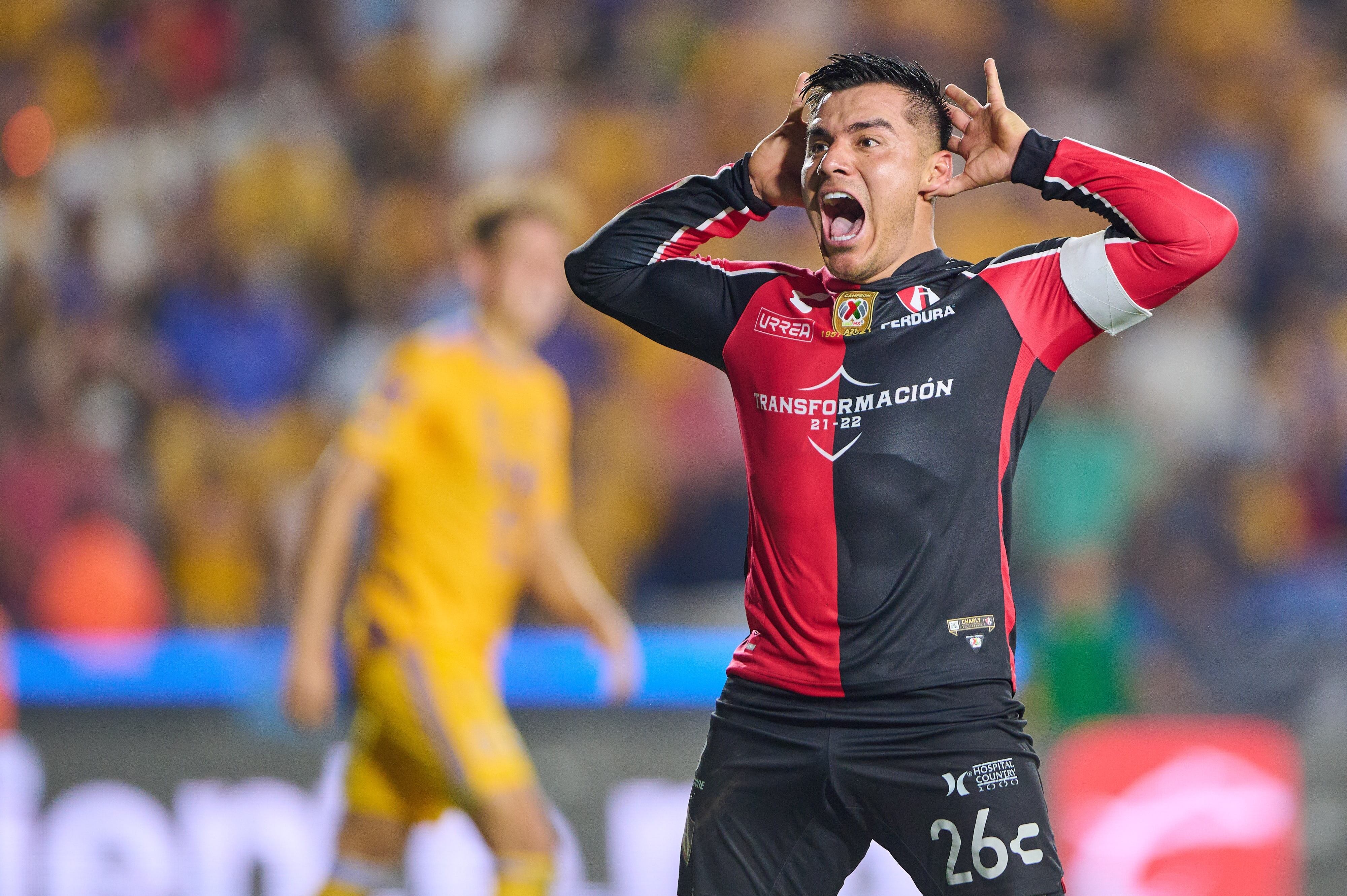 Aldo Rocha festeja el gol contra Tigres en la Semifinal del Clausura 2022