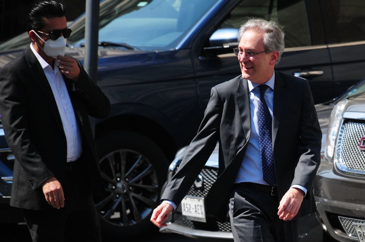 Antonio del Valle, presidente del Consejo Mexicano de Negocios, llega a Palacio Nacional.