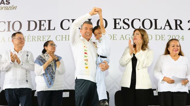 Rutilio Escandón pone en marcha ciclo escolar 2024-2025