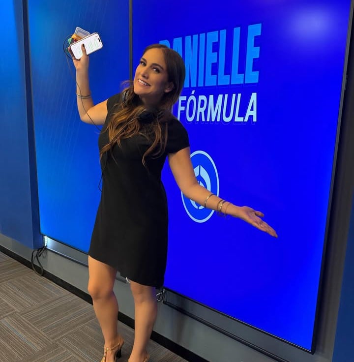 Danielle Dithurbide es periodista e historiadora, titular del noticiero Despierta de Televisa