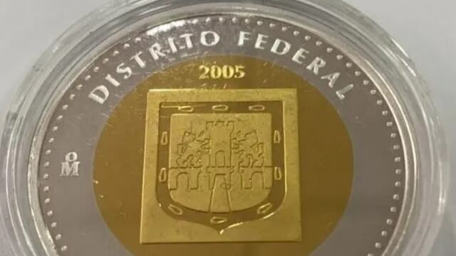 Moneda conmemorativa de 100 pesos del Distrito Federal