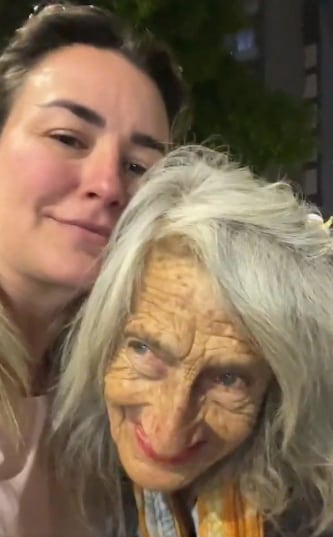 María José ayudó a una abuelita a volver a casa