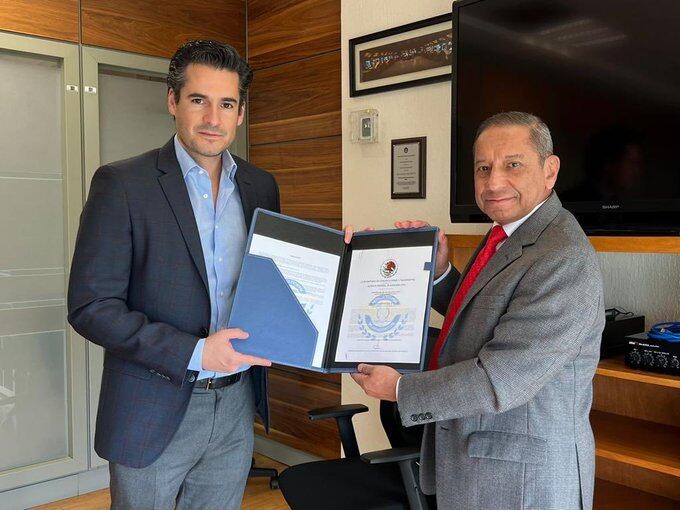 Ricardo Dueñas, el esposo de Vanessa Huppenkothen y CEO de OMA Aeropuertos.