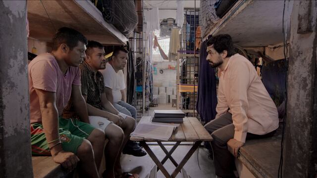 Héctor, Gonzalo y Juan Luis con Roberto Hernández