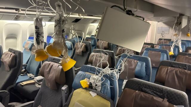 Avión de Singapore Airlines tras turbulencia