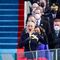 Lady Gaga usó una "paloma dorada" en la ceremonia de investidura ¿qué significa?