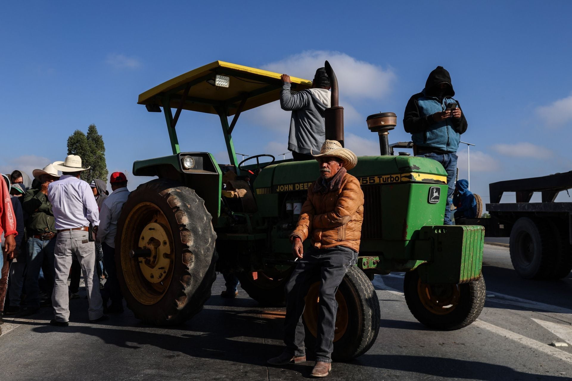 Productores del campo anuncian bloqueos en México el 27 de octubre