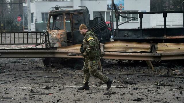 Tropas de Ucrania resisten ante Rusia