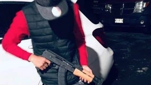 Amigos y familiares despidieron a 'Eddie', quien fue abatido durante un presunto asalto