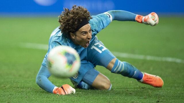 Ochoa detuvo el penal decisivo