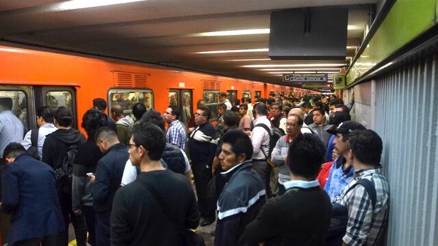 Estación de la Línea 3 del Metro de la Ciudad de México.