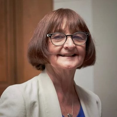 Rosa Devés, rectora de la Universidad de Chile