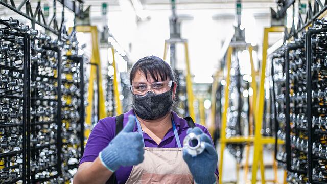 Guadalajara destaca en generación de empleos formales