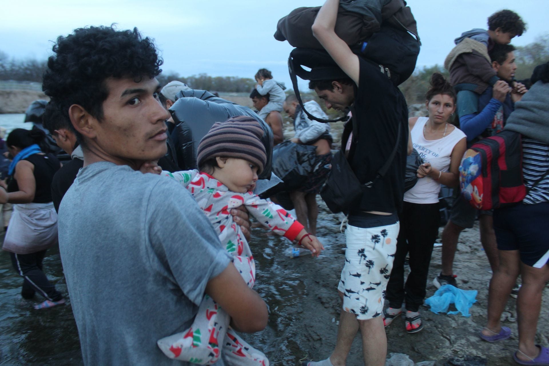 108 migrantes son asegurados mediante operativos en Veracruz