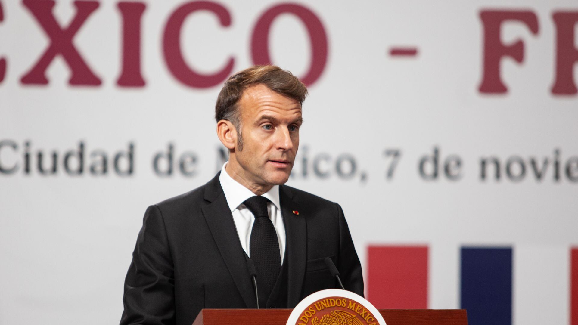 Emmanuel Macron defiende soberanía frente a bombardeos de Estados Unidos en el Caribe