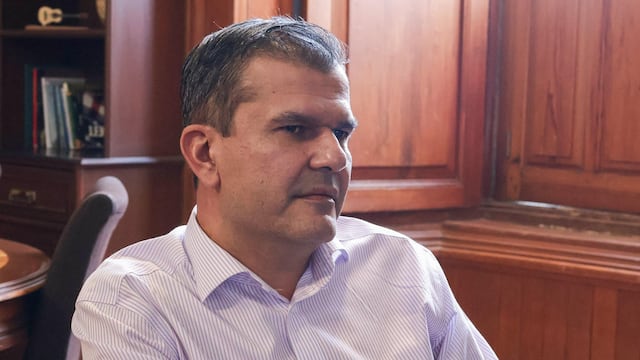 Caso Carlos Manzo se volvió “mercancía electoral”, acusa Juan Manzo