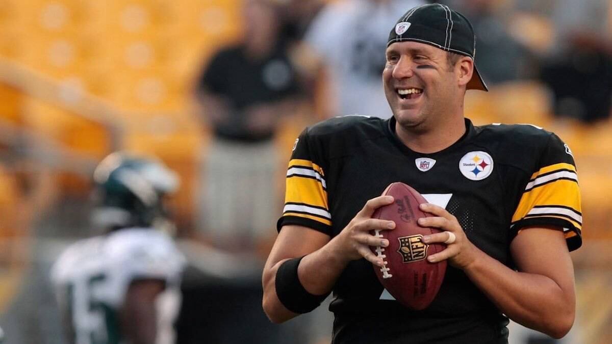 Roethlisberger jugará su temporada 14 con Pittsburgh