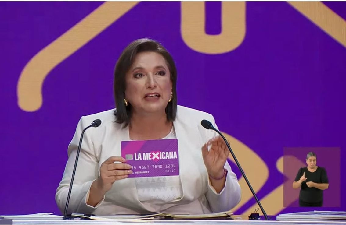Registro de la marca Fuerza Rosa por Xóchitl Gálvez