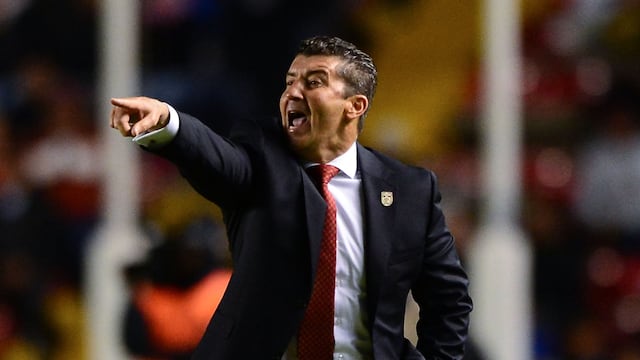 Escándalo en Liga MX: Reportan que jugador se peleó a golpes con el hijo del entrenador de un histórico club