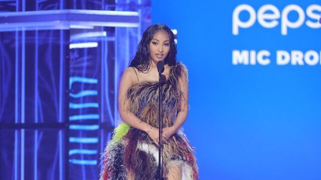 Shenseea en los Billboard Music Awards 2022.