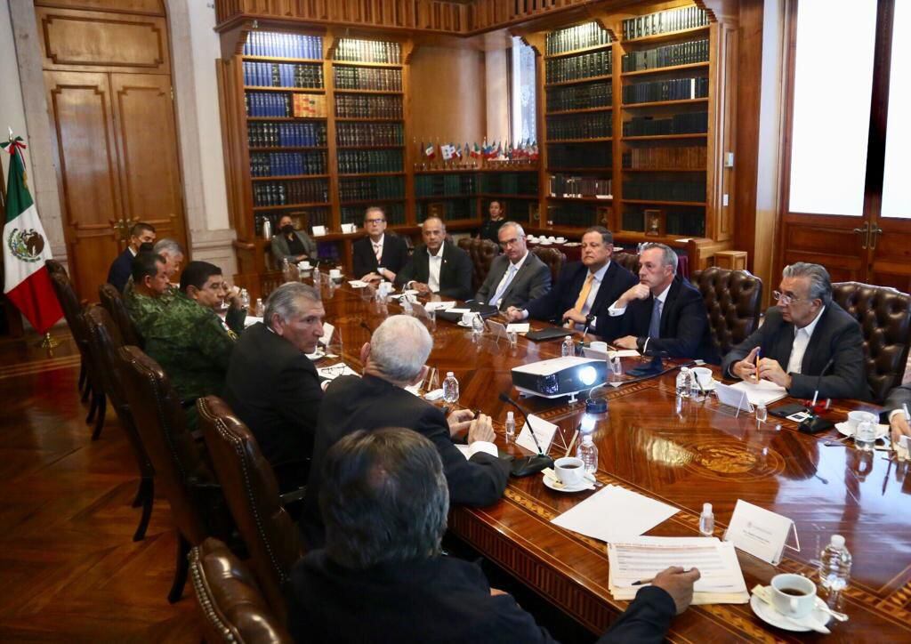 Reunión en Segob acuerda ordenar el sistema aeroportuario de la CDMX