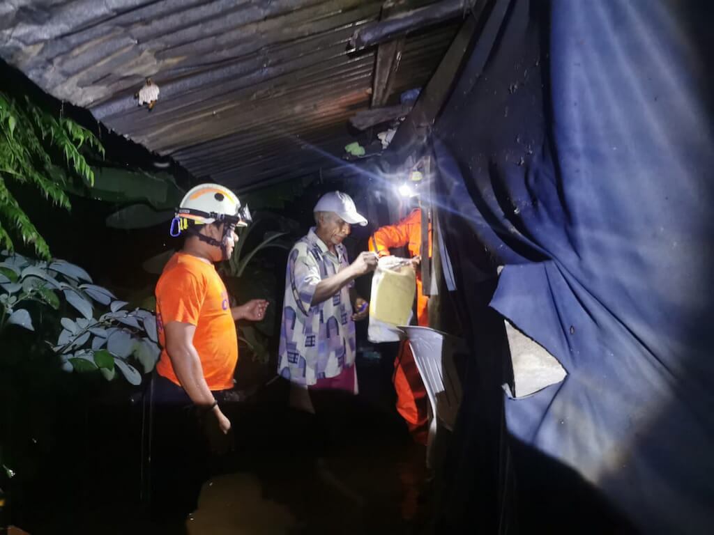 La Coordinación Estatal de Protección Civil de Oaxaca mantiene un operativo en la zona costera de la entidad.