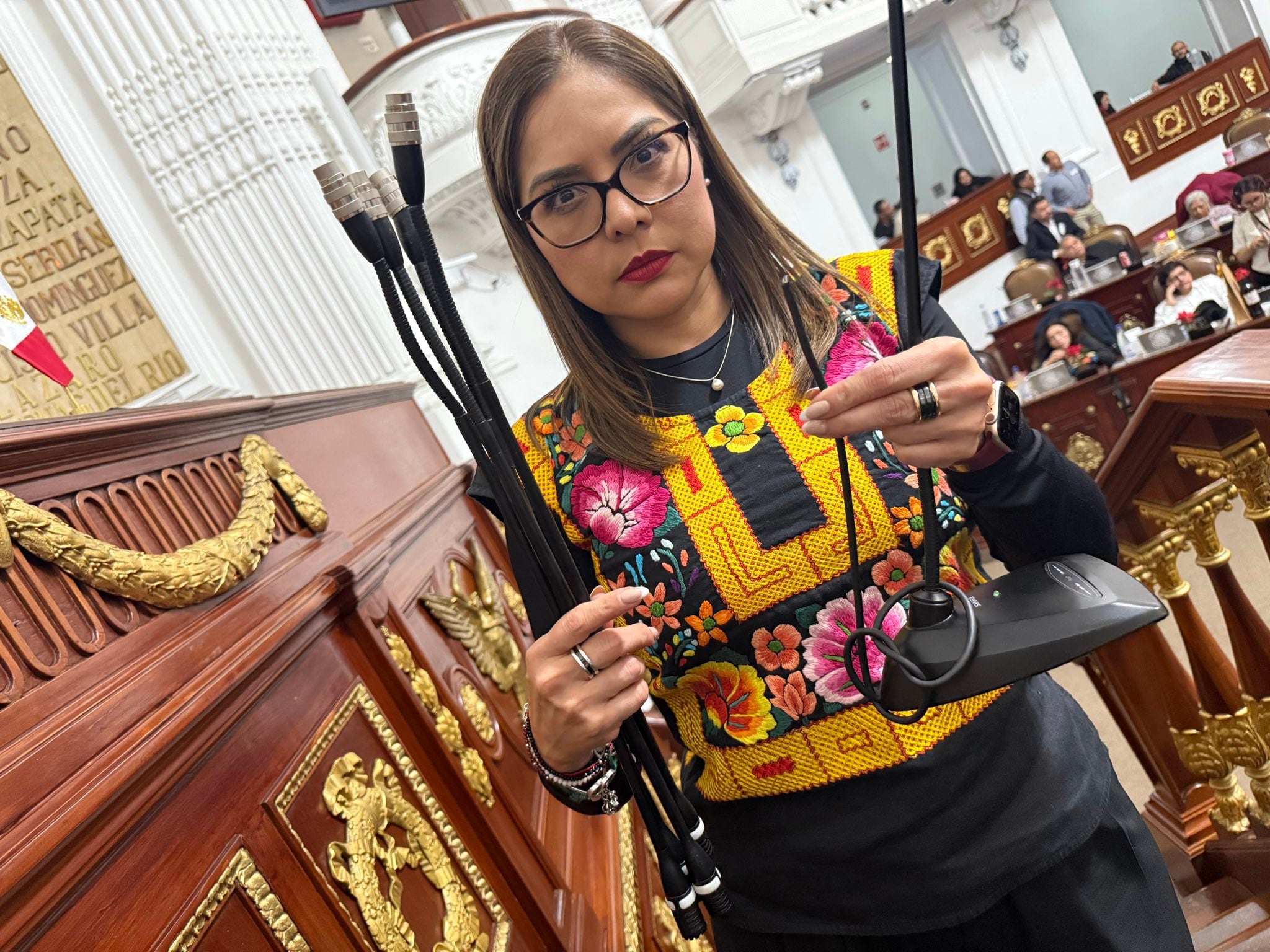 Cortan cables en el Congreso CDMX