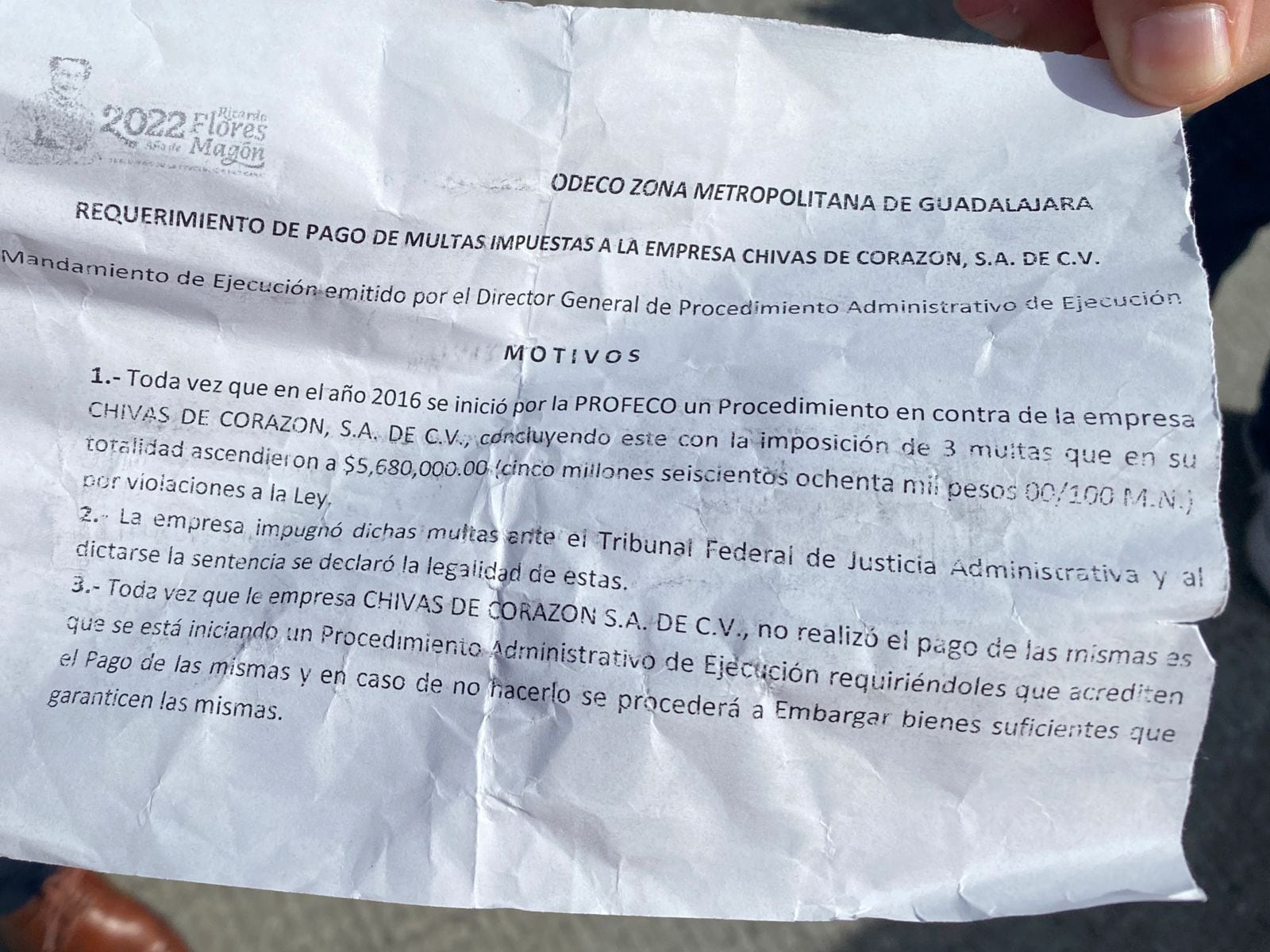Embargan estadio Akron ante negativa del pago de multas