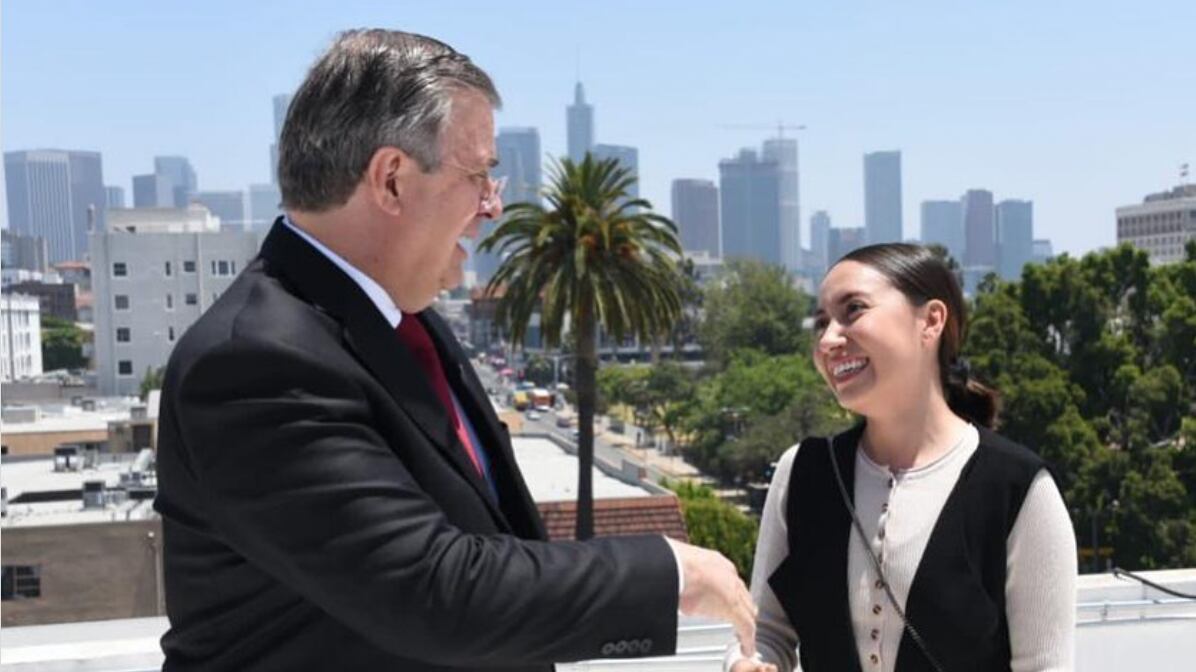 Katya Echazarreta se reúne con Marcelo Ebrard tras regresar del espacio (FOTO)