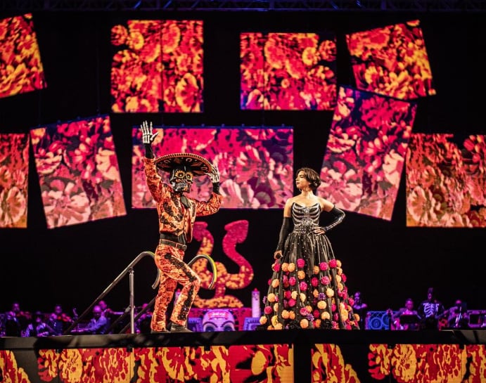 Ángela Aguilar en Jaripeo hasta los huesos