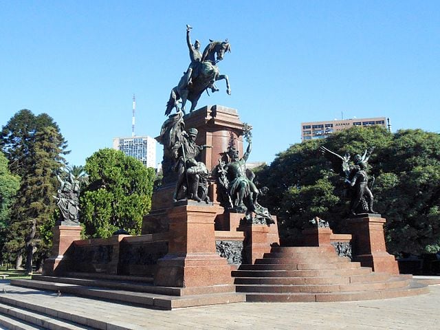 Monumento a José de San Martín