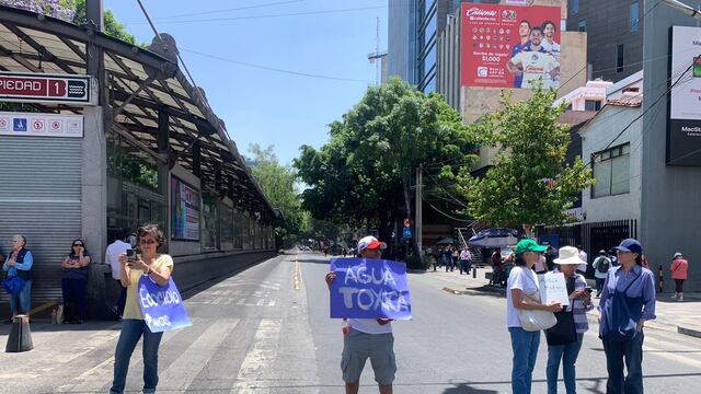 Agua con olor a aceite en CDMX