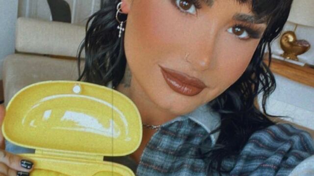 Juguete sexual por Demi Lovato