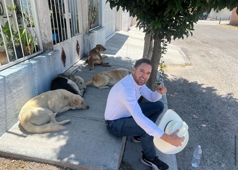 Gilberto Palomar González, candidato a la alcaldía de Encarnación de Díaz