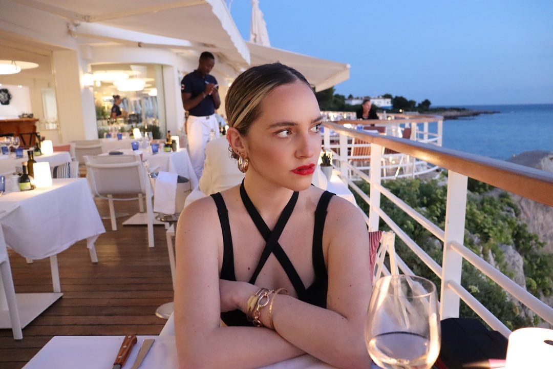 Minnie West, actriz.