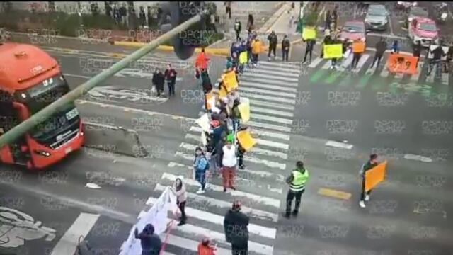 Bloqueo en avenida Insurgentes hoy 6 de diciembre