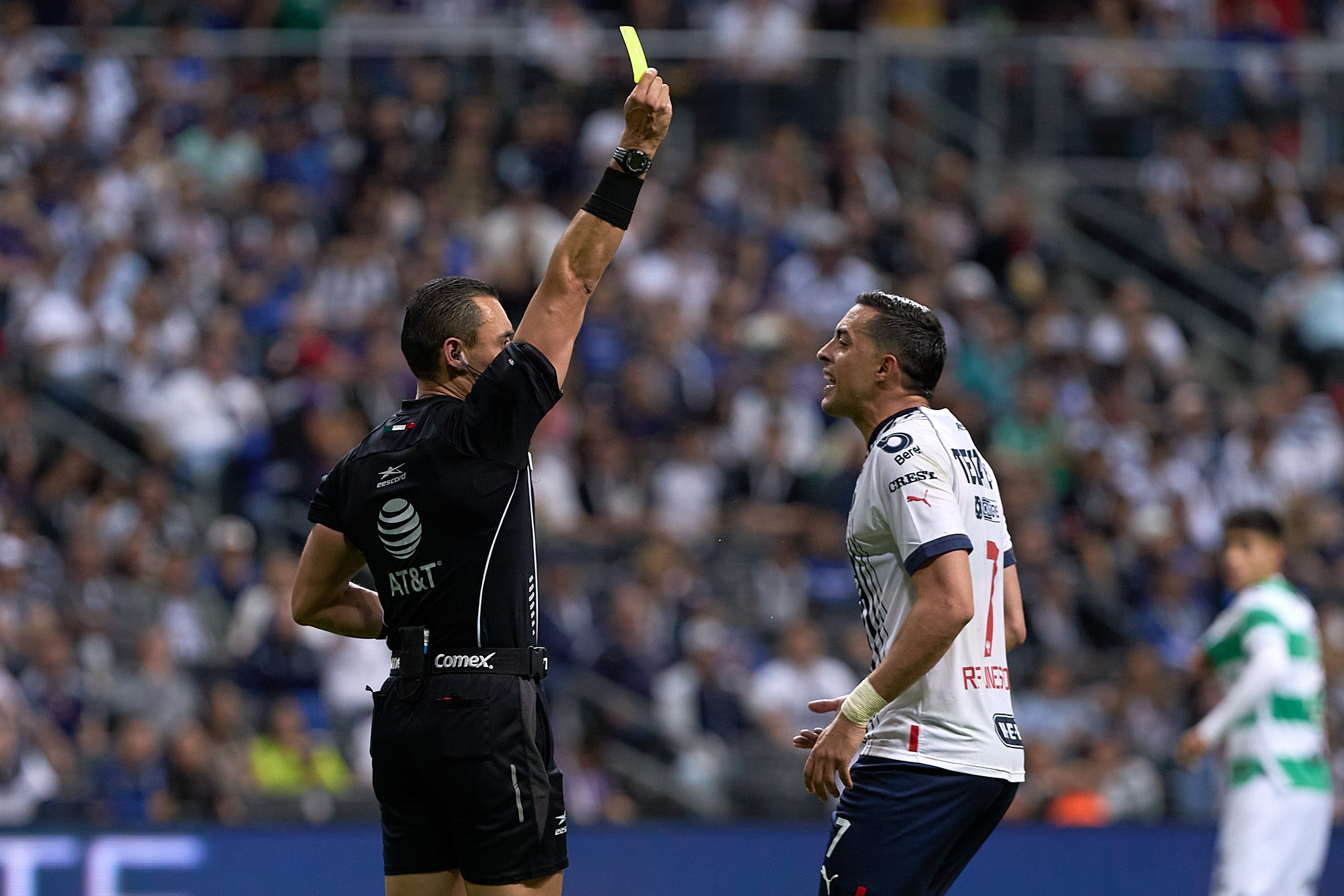 Marco Antonio Ortiz expulsó a Rogelio Funes Mori.