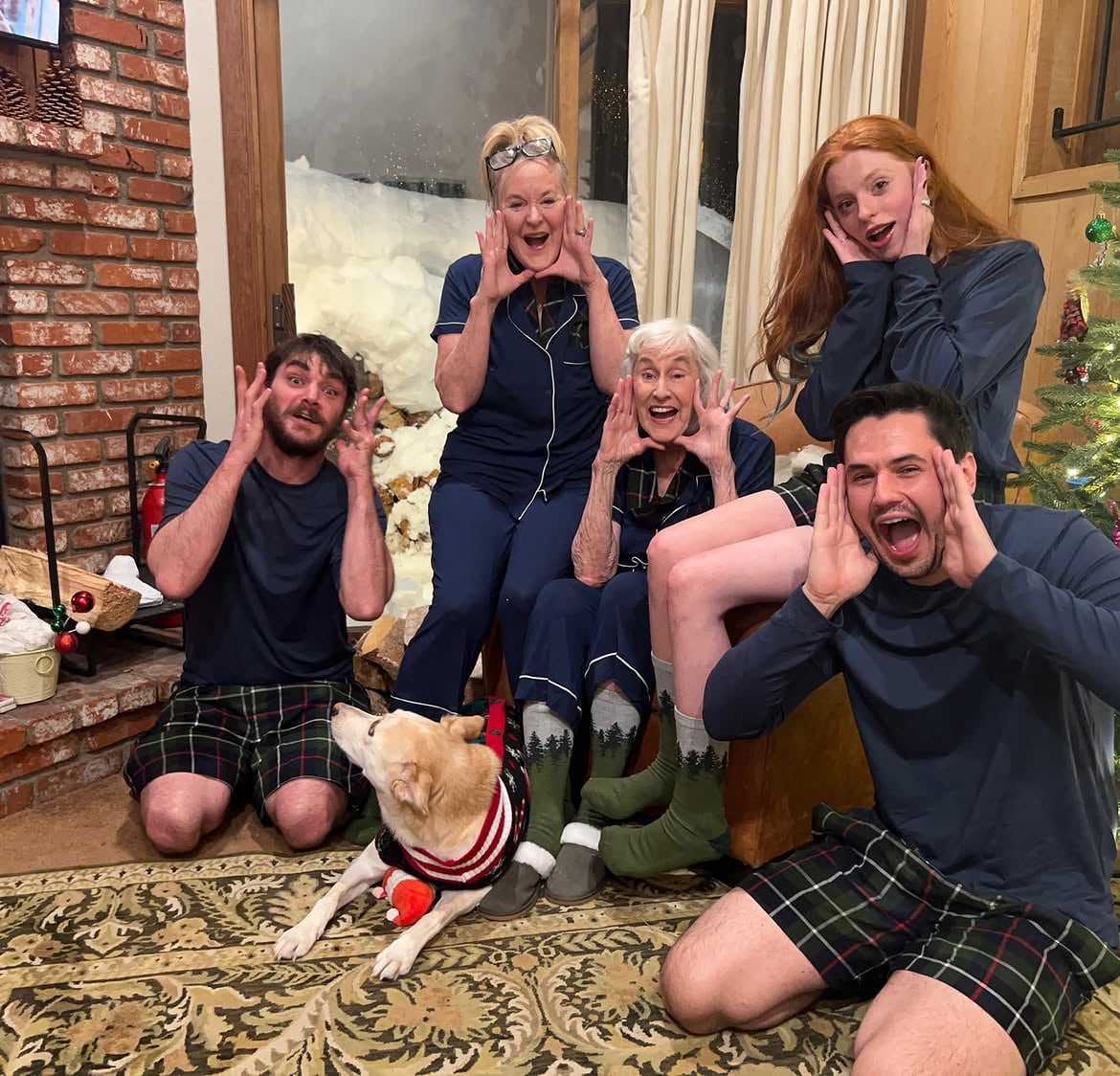 Dyna Mitte y familia