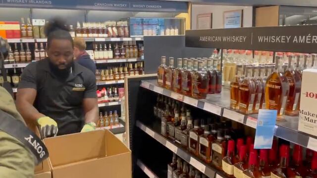 Retiran productos de Estados Unidos en tiendas de Canadá