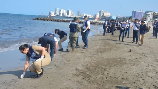 Semar, Pemex y Profepa atienden derrame de hidrocarburos en Veracruz y Tabasco