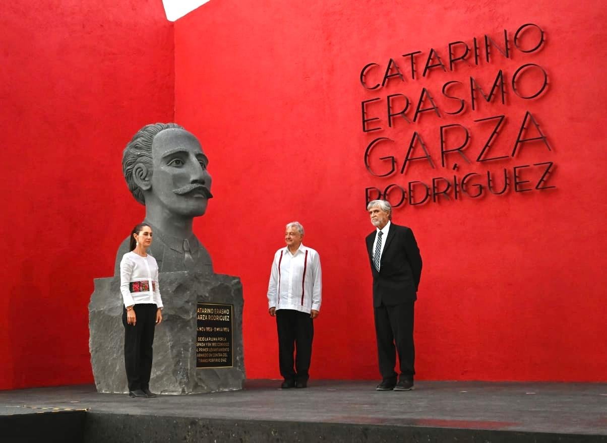 Estatua de Catarino Garza en Matamoros, Tamaulipas