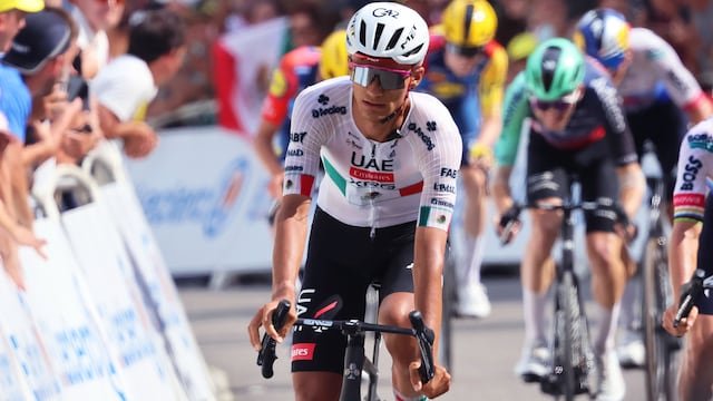 Isaac Del Toro sigue entre los primeros lugares del Tour de Francia 2026